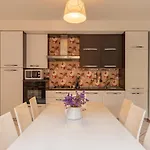 Ca Del Bernardi By Interhome *