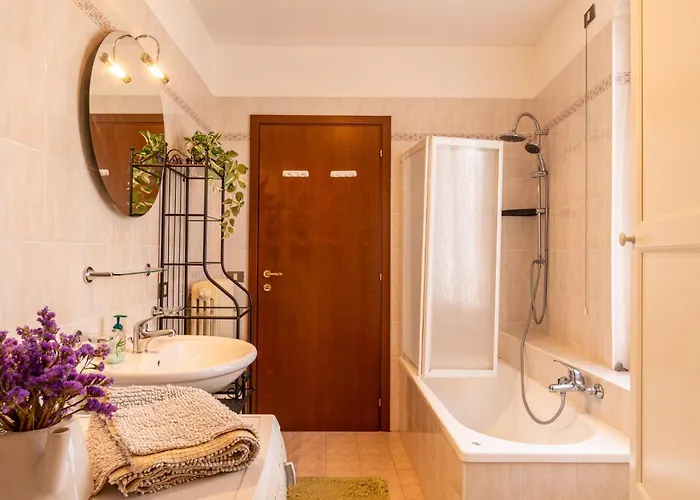 Ca Del Bernardi By Interhome * Porto Valtravaglia